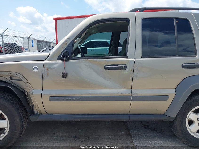 2006 JEEP LIBERTY auction photo 6