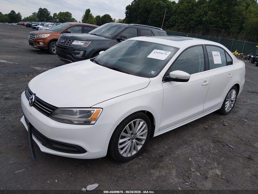 2014 Volkswagen Jetta, Normal Wear & Tear, IAAI, VIN 3VWLL7AJ2EM445877 — photo 2