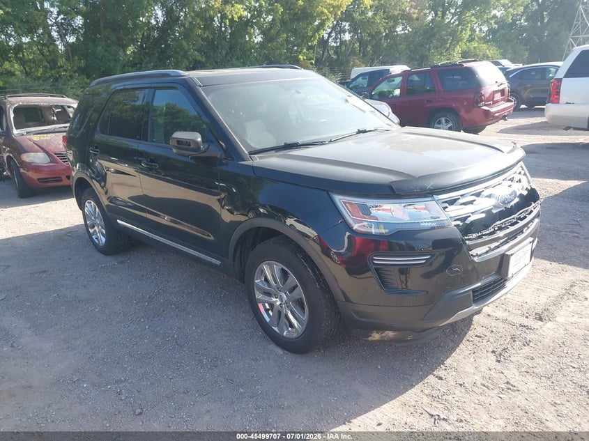 Vin: 1fm5k8d82jgc91796, lot: 45997923, ford explorer xlt 2018 img_1