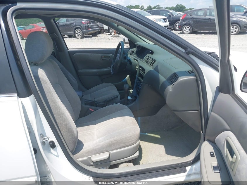 1998 TOYOTA CAMRY auction photo 5