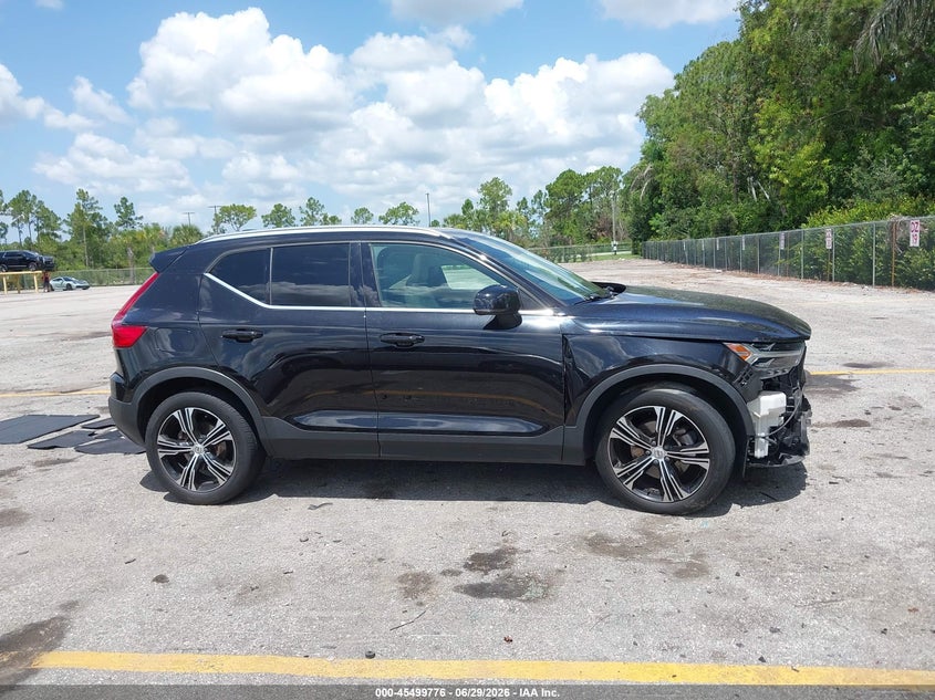 2020 Volvo Xc40 T4 Inscription VIN: YV4AC2HL7L2318807 Lot: 45499776