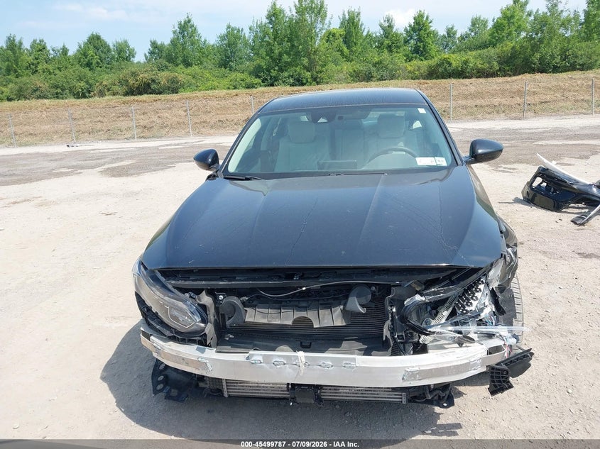 2018 HONDA ACCORD LX — Photo 13