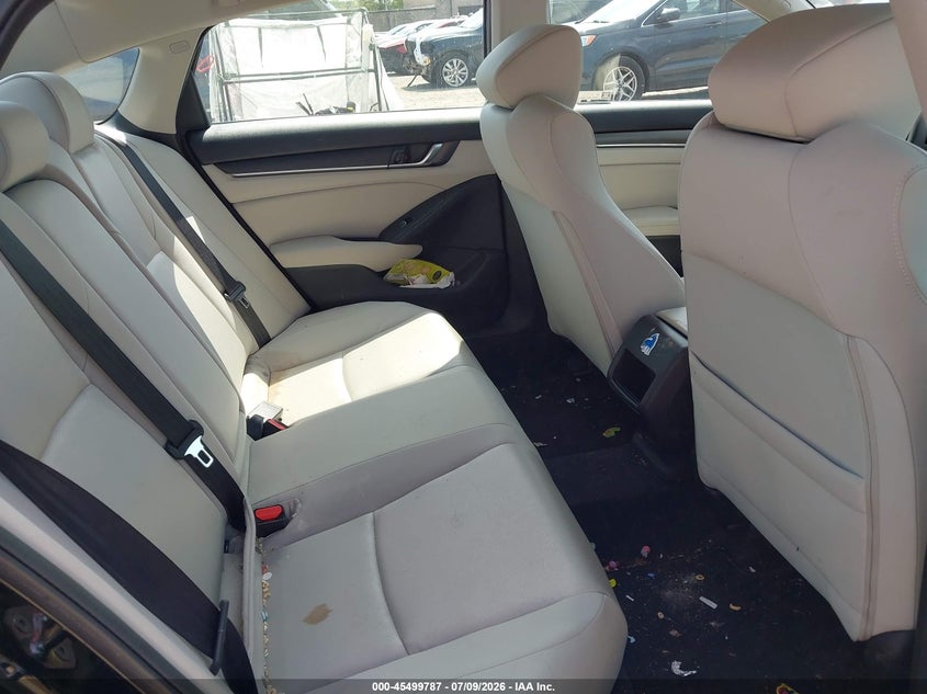 2018 HONDA ACCORD LX — Photo 8