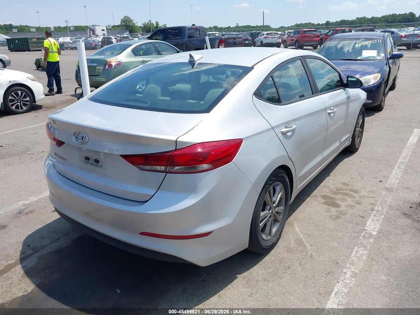 2018 HYUNDAI ELANTRA auction photo 4