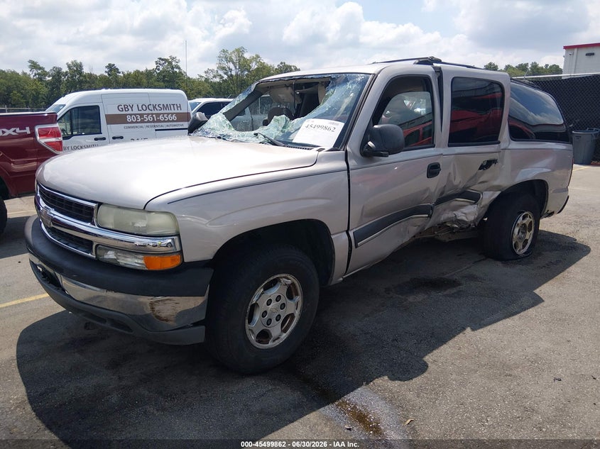 2004 Chevrolet Express, Rollover, IAAI, VIN 1GNEC16Z54J124698 — photo 2