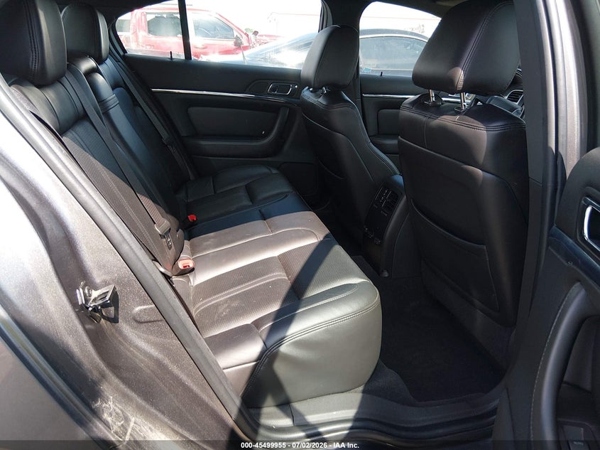 2011 LINCOLN MKS auction photo 8
