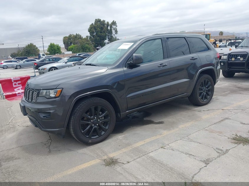 2017 Jeep Grand Cherokee Altitude 1C4RJEAG3HC956242 photo 1