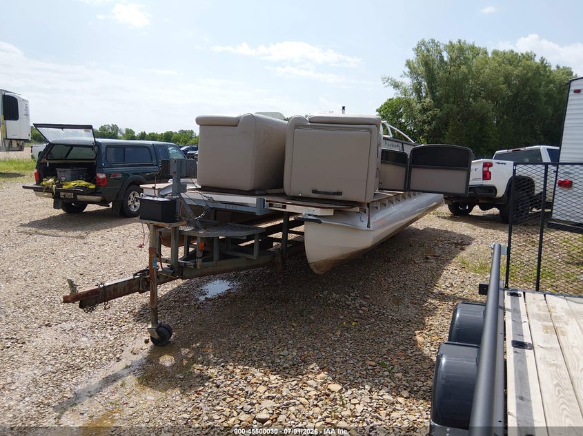 2013 PREMIER PONTOON auction photo 2