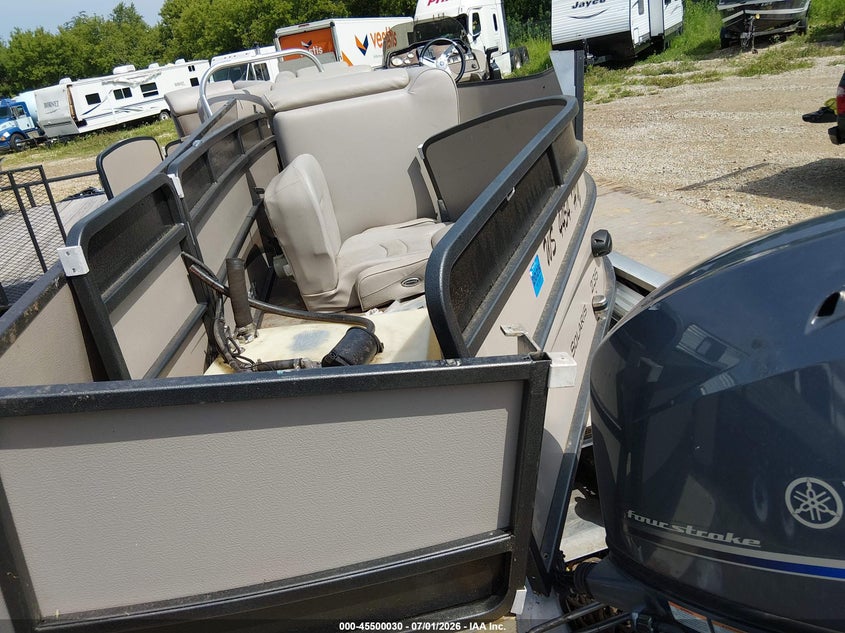 2013 PREMIER PONTOON auction photo 6