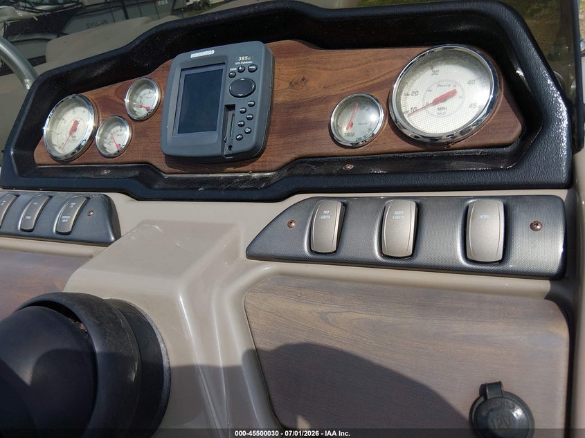 2013 PREMIER PONTOON auction photo 7