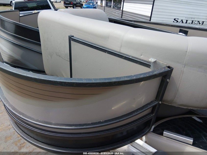 2013 PREMIER PONTOON auction photo 8
