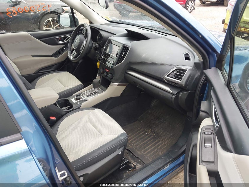 2020 SUBARU FORESTER auction photo 5
