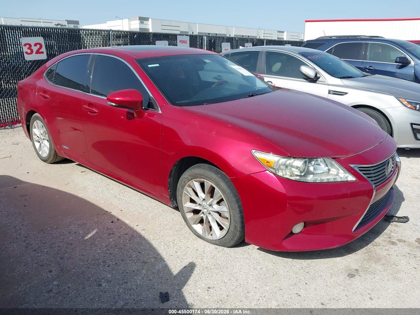 2013 LEXUS ES 300H auction photo 1