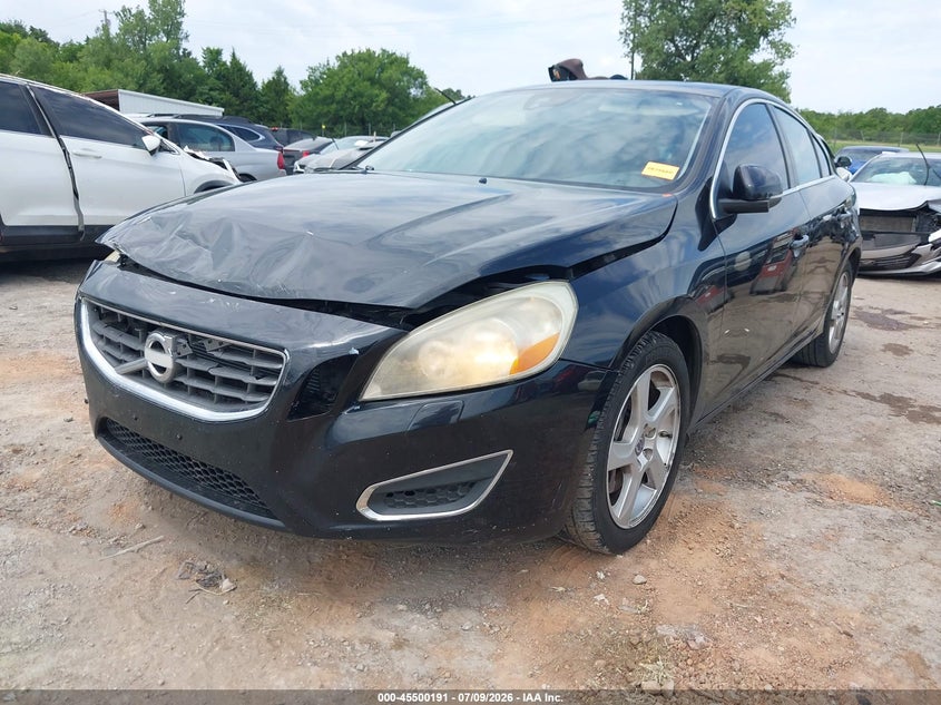 Vin: yv1622fs0c2139251, lot: 45998407, volvo s60 t5/t5 w/moonroof 20122