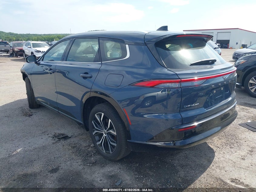 2025 TOYOTA CROWN SIGNIA auction photo 3
