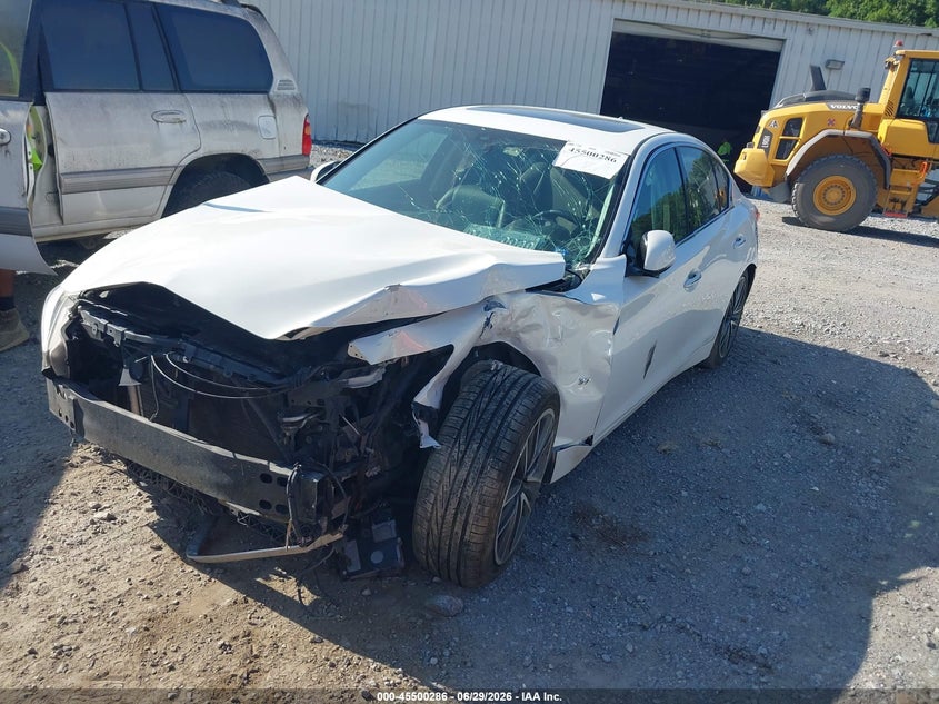 2015 INFINITI Q50 auction photo 2