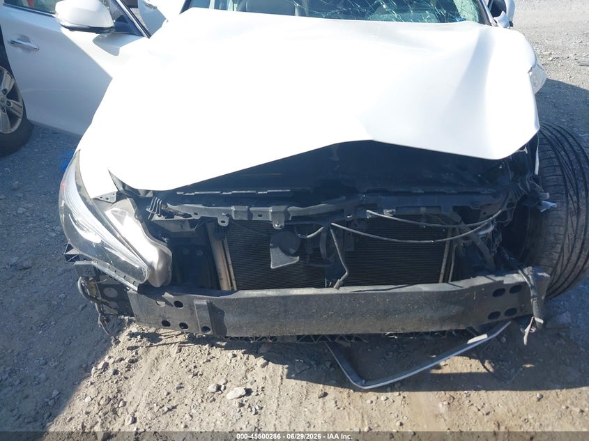 2015 INFINITI Q50 auction photo 6