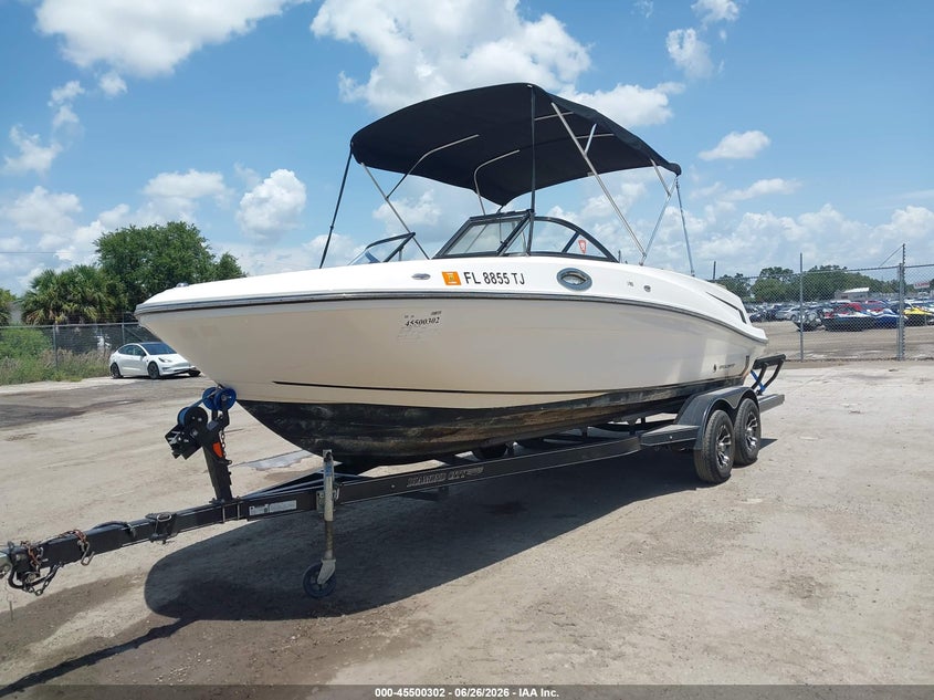 BLBX2007H223 2023 Bayliner Vr6 photo 1