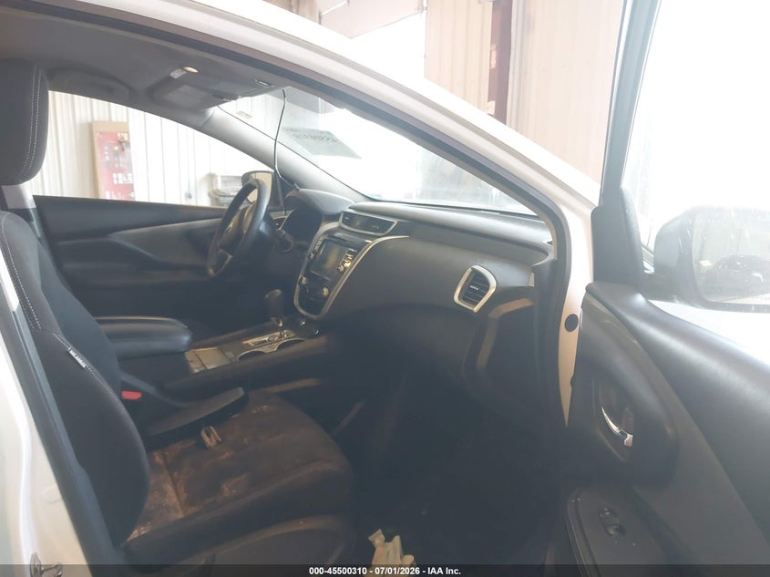2017 NISSAN MURANO auction photo 5