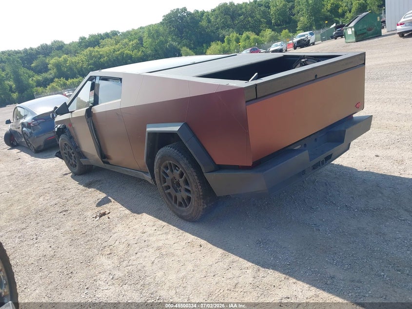 2024 TESLA CYBERTRUCK auction photo 3