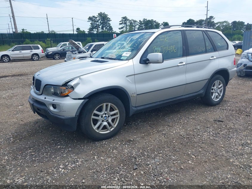 2004 BMW X5 auction photo 2