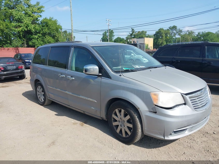 2016 Chrysler Town & Country