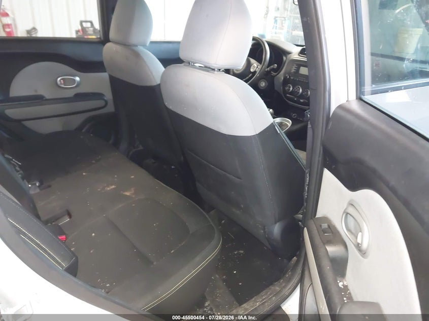 2014 KIA SOUL auction photo 8