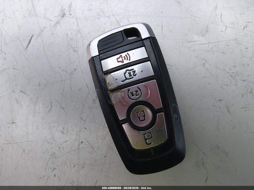 VIN 1FMCU0H68LUC28394 2020 FORD ESCAPE SEL