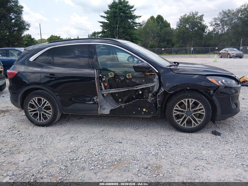 VIN 1FMCU0H68LUC28394 2020 FORD ESCAPE SEL