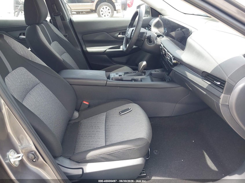 2026 NISSAN SENTRA auction photo 5