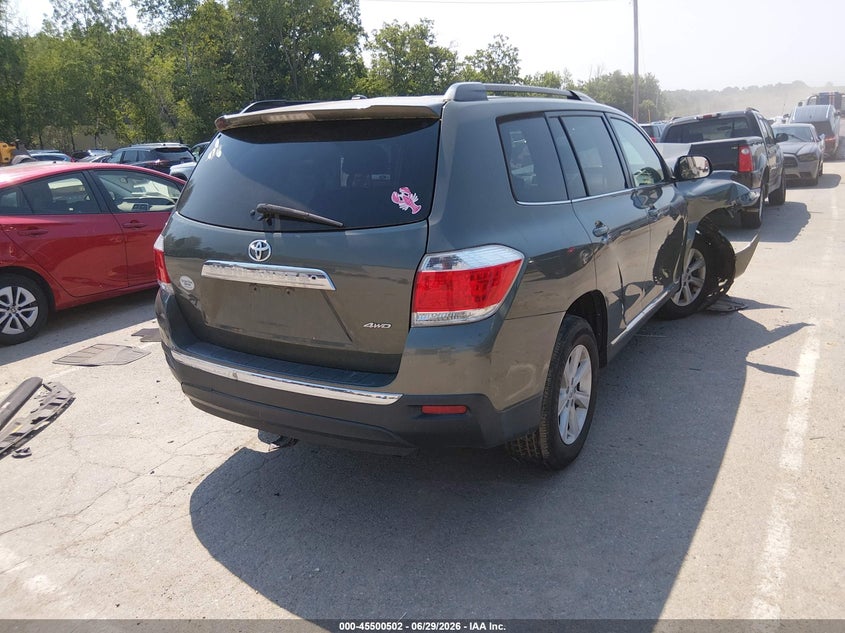 Vin: 5tdbk3eh9cs144215, lot: 45998718, toyota highlander base v6 20124