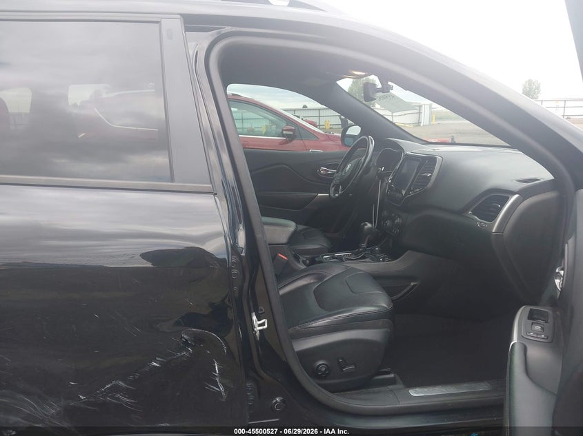2019 JEEP CHEROKEE auction photo 5