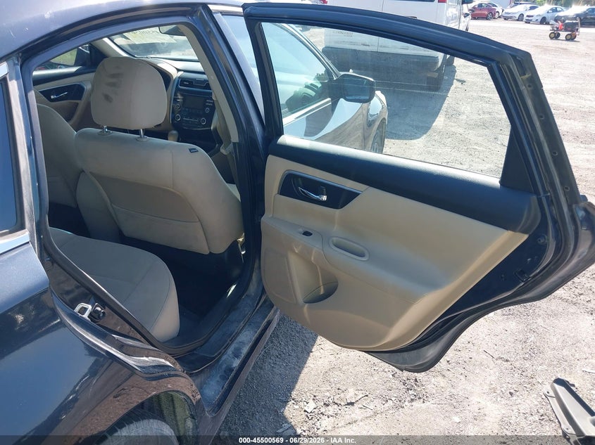 2015 NISSAN ALTIMA auction photo 8