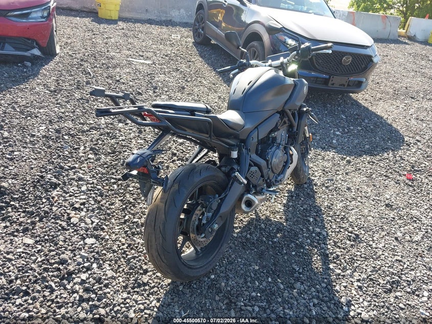 2025 YAMAHA MTN690 auction photo 4