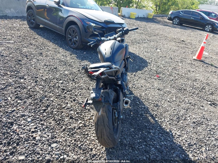2025 YAMAHA MTN690 auction photo 6