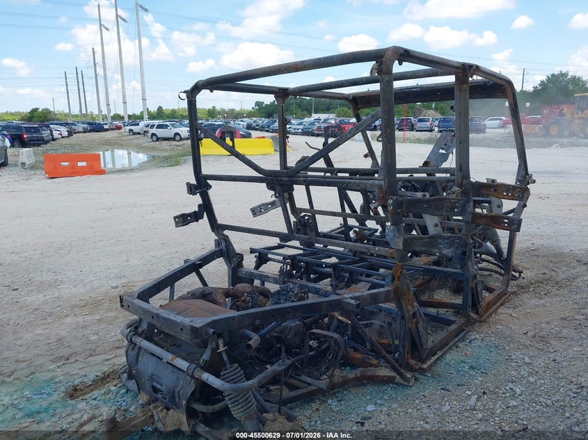 2023 CAN-AM DEFENDER MAX auction photo 4