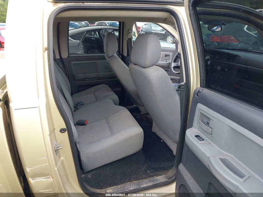 2011 RAM DAKOTA PICKUP 4.7L V-8 302HP