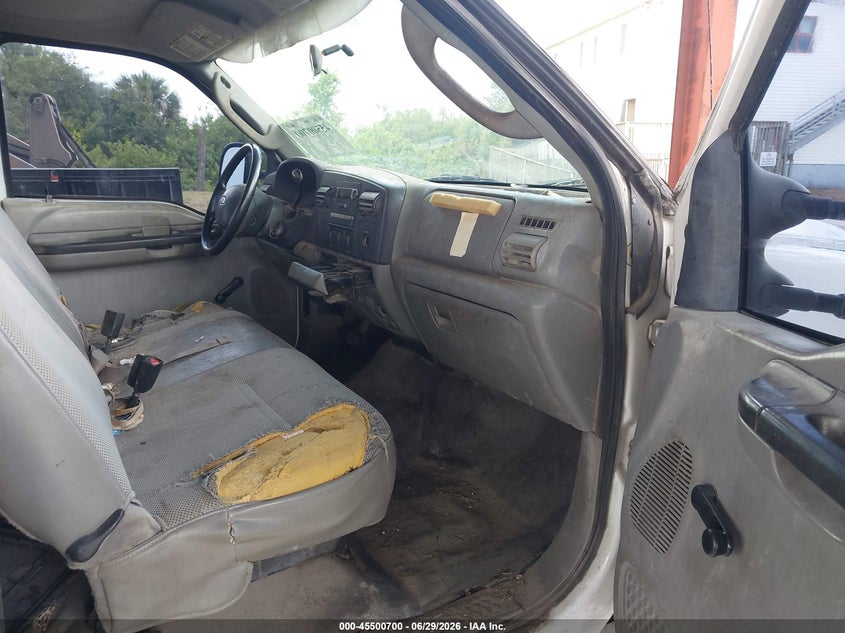 2006 FORD F-350 auction photo 5