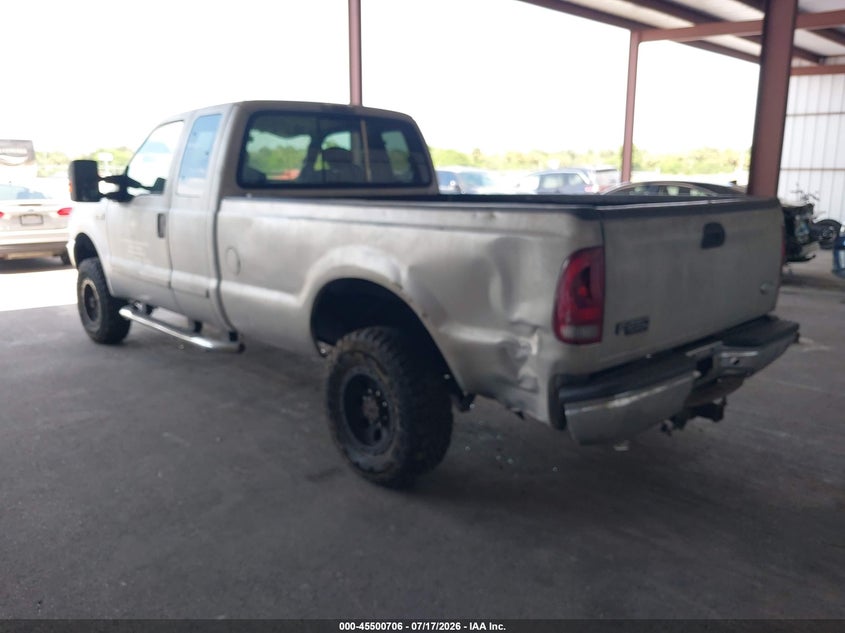 2002 FORD F-250 auction photo 3