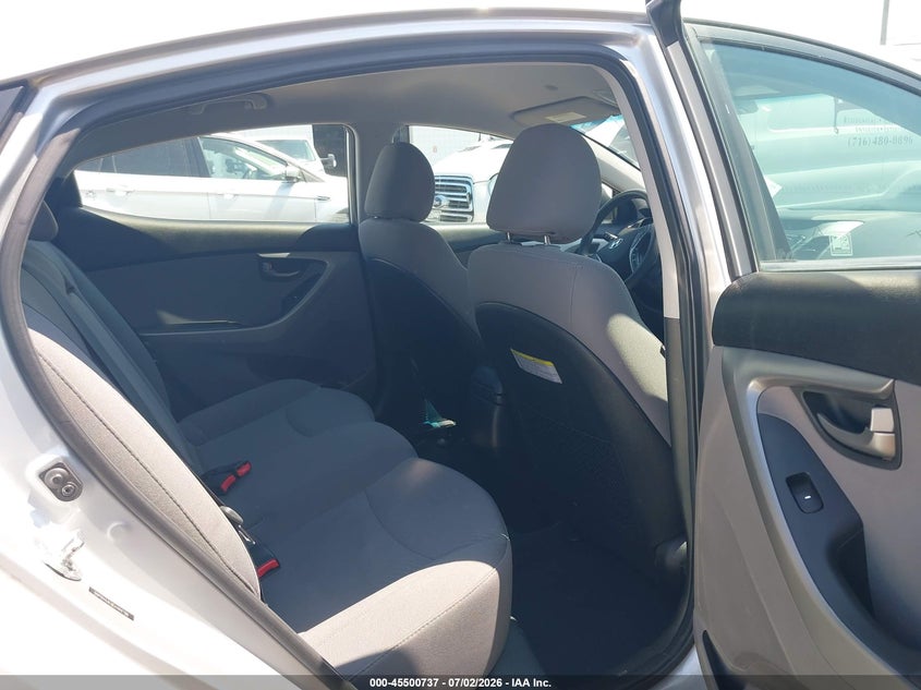 2014 HYUNDAI ELANTRA auction photo 8