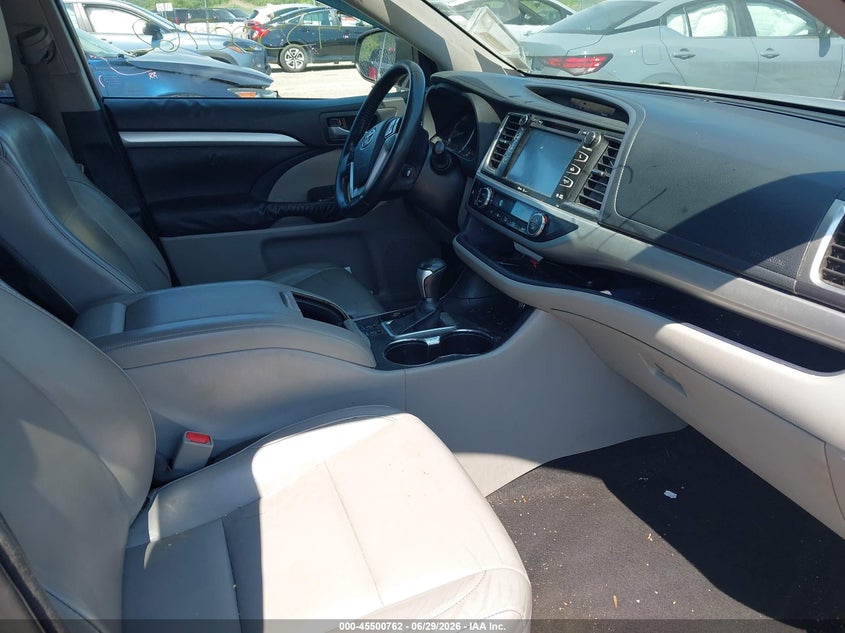 AtlanticExpress - Toyota Highlander