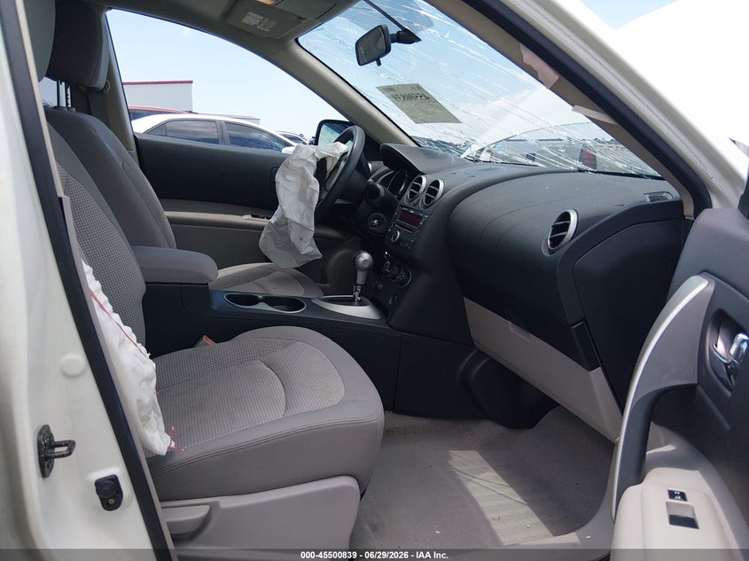 2010 NISSAN ROGUE auction photo 5
