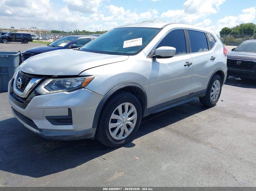 KNMAT2MV7HP518073 2017 NISSAN ROGUE S photo 1