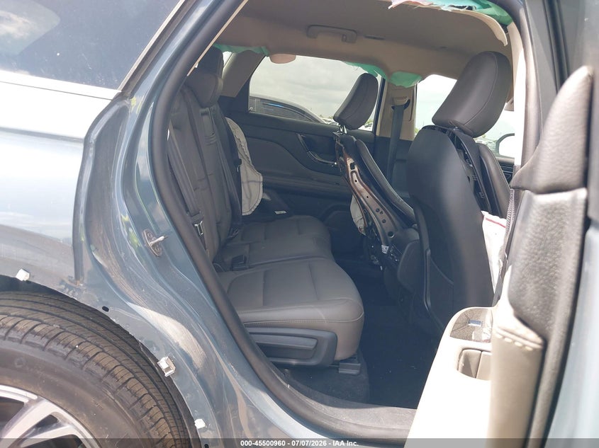 2025 LINCOLN CORSAIR auction photo 8