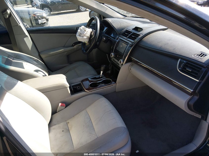 2012 TOYOTA CAMRY auction photo 5