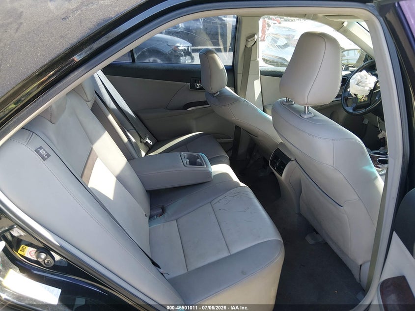 2012 TOYOTA CAMRY auction photo 8