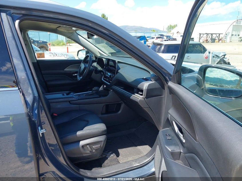 2024 TOYOTA GRAND HIGHLANDER auction photo 5