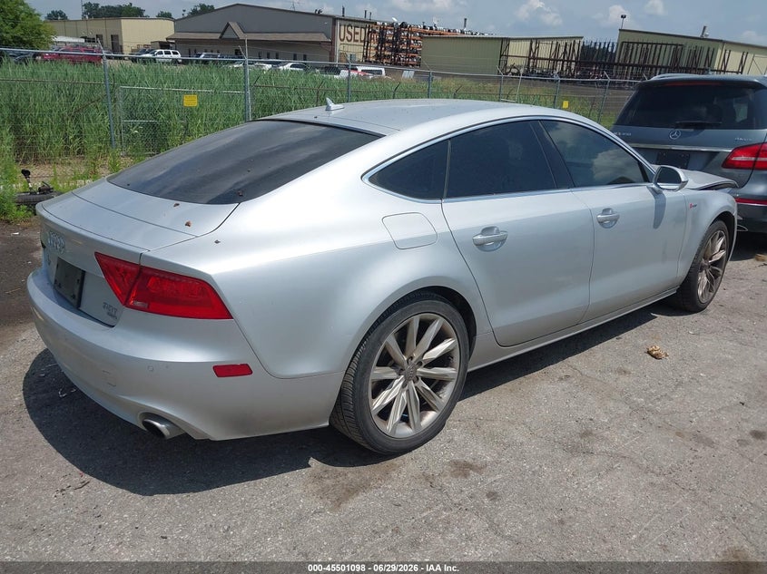 2013 AUDI A7 auction photo 4