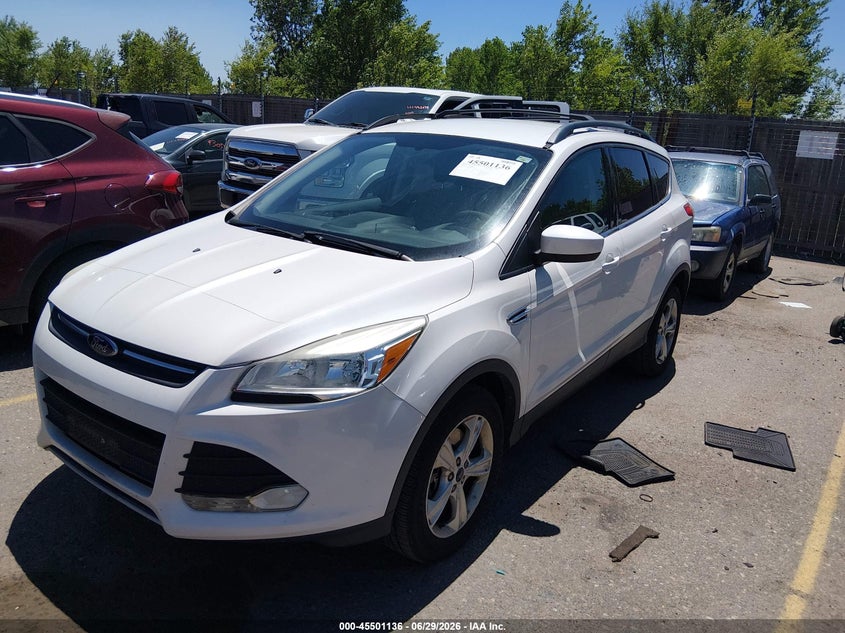 Vin: 1fmcu9g99euc21750, lot: 45999352, ford escape se 20142