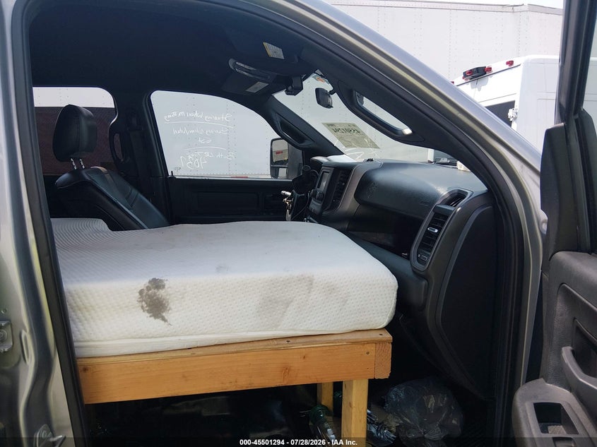 2023 RAM 5500 CHASSIS auction photo 5